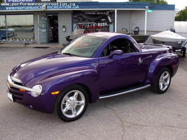 2004 Chevrolet SSR - Image 4