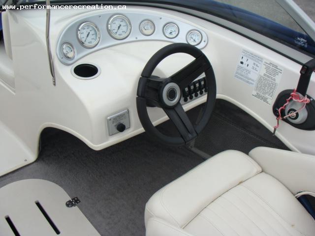 2012 Starcraft 185 Limited BowRider with Trailer - Image 5