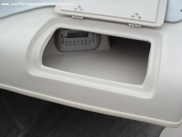 2012 Starcraft 185 Limited BowRider with Trailer - Image 7