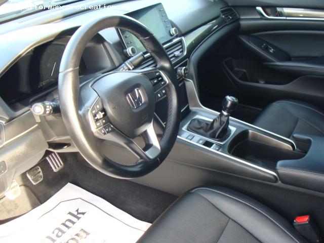 2018 Honda Accord Sport 6-Speed Manual - Image 4